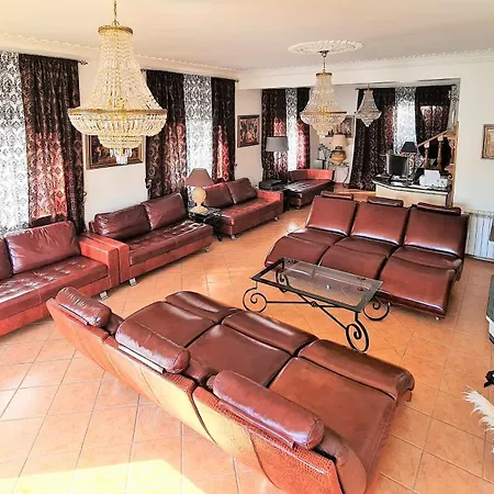 Silver Coast Village Villa *