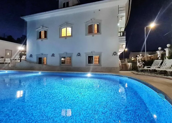 Villa Silver Coast Village Maceira