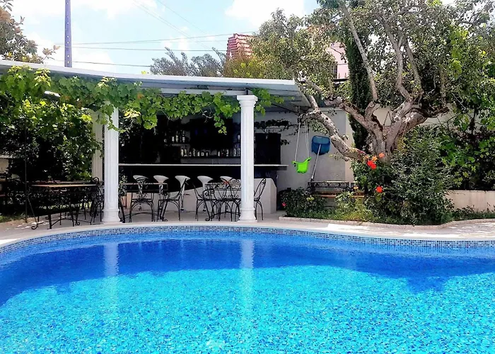 Silver Coast Village Villa