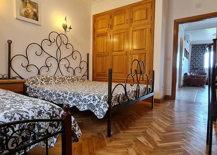 Silver Coast Village Villa *