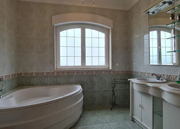 Silver Coast Village Villa