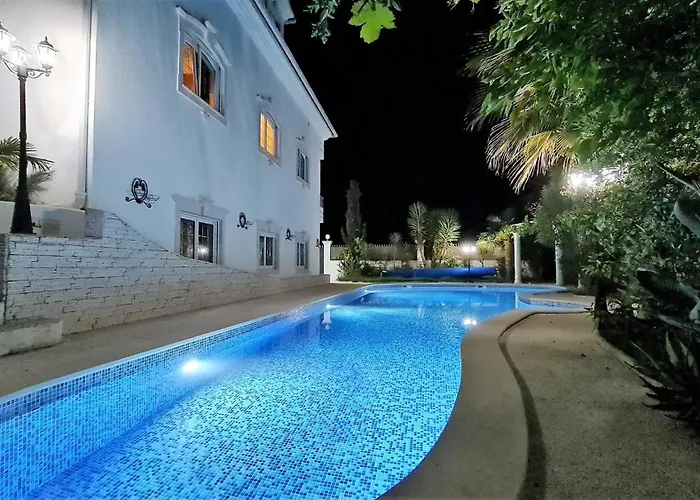 Silver Coast Village Villa Maceira